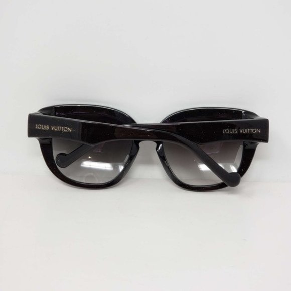 100% Authentic Louis Vuitton Sunglasses - Picture 5 of 13